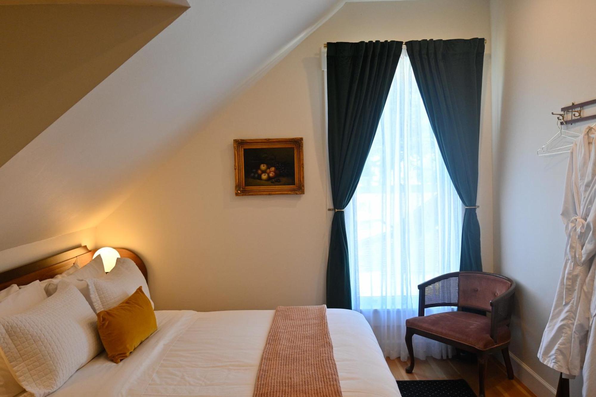 Nicholson House At Beaujolais Ξενοδοχείο Μεντοσίνο Εξωτερικό φωτογραφία